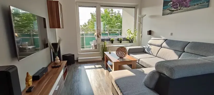 Pronájem bytu 2+kk, Praha - Horní Měcholupy, Hornoměcholupská, 60 m2