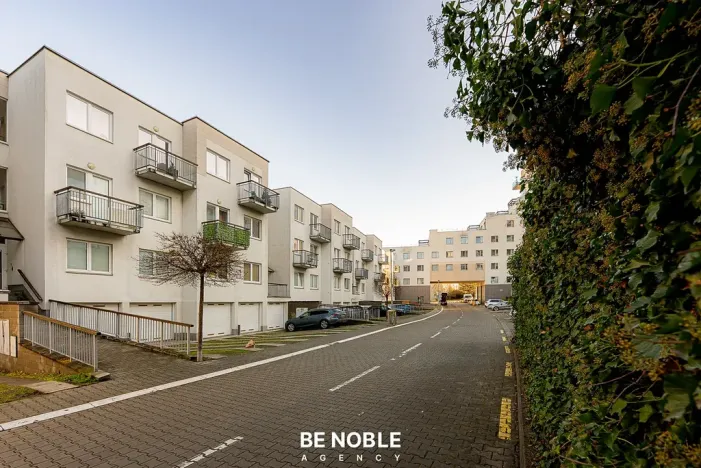 Prodej bytu 1+kk, Praha - Hlubočepy, Chlupáčova, 31 m2