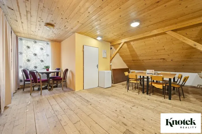 Prodej výrobních prostor, Račice-Pístovice, 479 m2