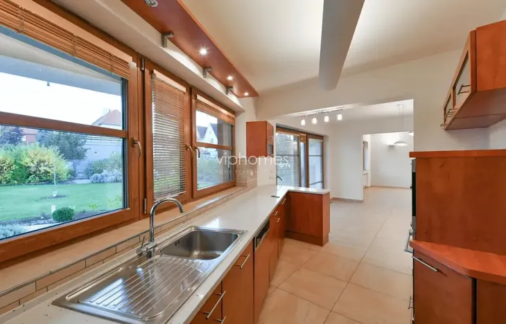 Pronájem rodinného domu, Praha - Břevnov, Rozdělovská, 360 m2