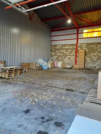 Pronájem skladu, Baška, 555 m2
