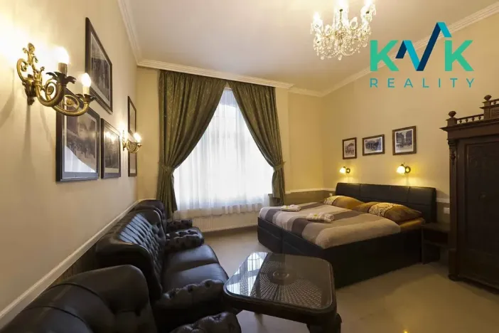 Prodej apartmánu, Karlovy Vary, K. Čapka, 593 m2