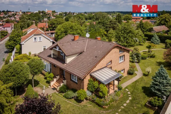 Prodej rodinného domu, Týnec nad Labem - Vinařice, 300 m2