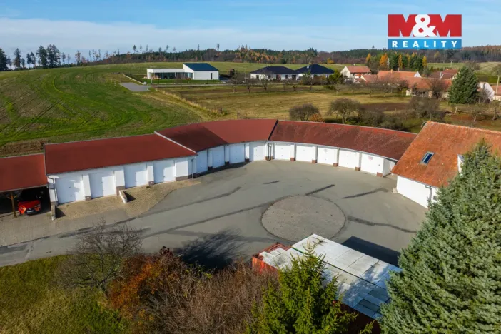 Prodej výrobních prostor, Žďár, 1089 m2