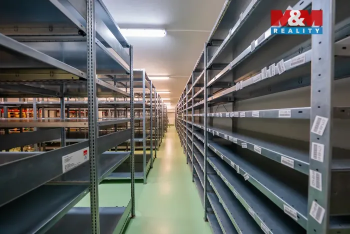 Prodej výrobních prostor, Žďár, 1089 m2