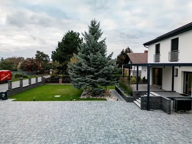 Prodej rodinného domu, Sluhy, 232 m2