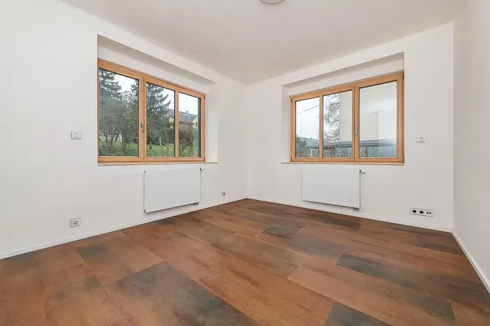 Pronájem bytu 3+kk, Husinec, Hlavní, 73 m2