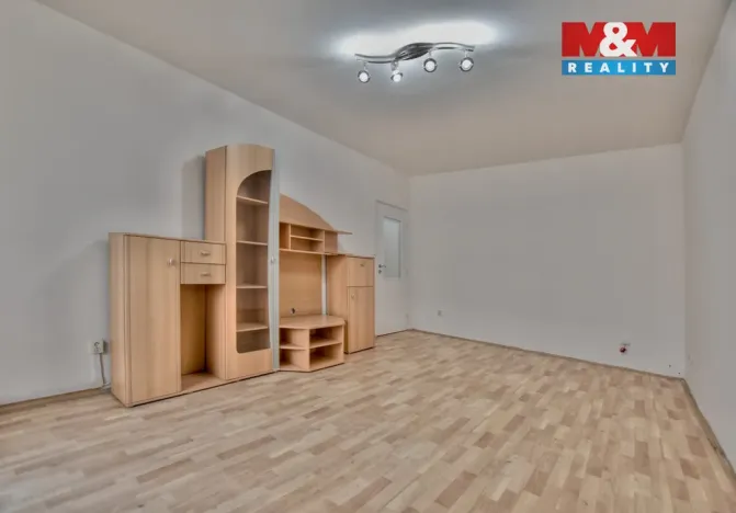 Pronájem bytu 2+1, Hradec Králové, Vysocká, 60 m2