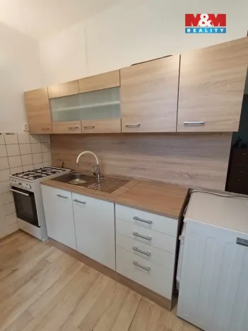 Pronájem bytu 2+1, Ústí nad Labem - Bukov, Bratří Čapků, 50 m2