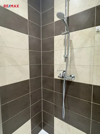 Pronájem bytu 1+1, Kladno, Anglická, 36 m2