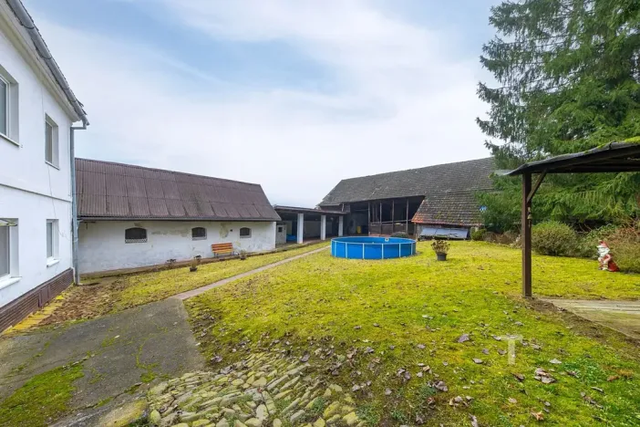 Prodej zemědělské usedlosti, Jaroměřice, 658 m2