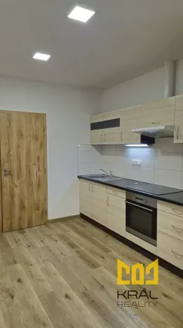 Pronájem bytu 2+1, Praha - Smíchov, Nádražní, 52 m2