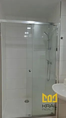 Pronájem bytu 2+1, Praha - Smíchov, Nádražní, 52 m2