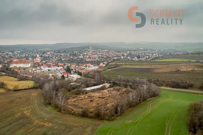 Prodej komerčního pozemku, Čejkovice, 11006 m2