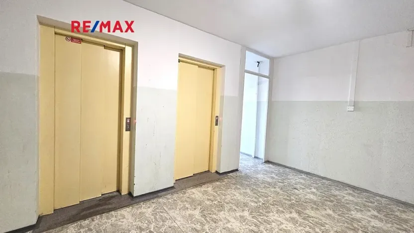 Pronájem bytu 2+kk, Praha - Řepy, Makovského, 40 m2