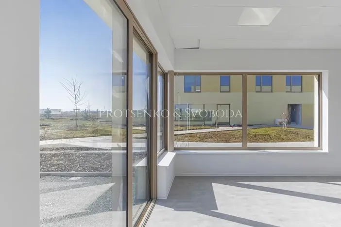 Pronájem kanceláře, Velká Bíteš, 937 m2