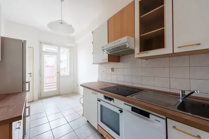 Pronájem bytu 3+1, Praha - Karlín, Sokolovská, 104 m2