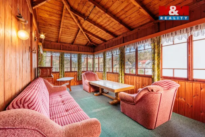 Prodej rodinného domu, Bečov nad Teplou, Nádražní, 298 m2