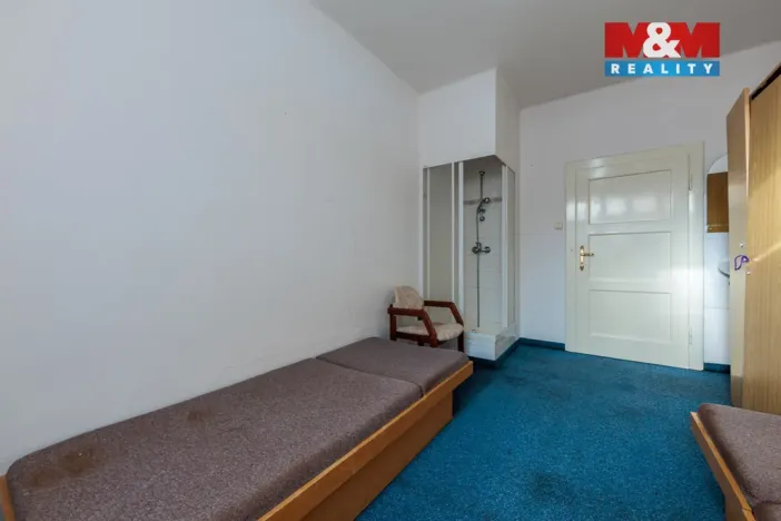 Prodej rodinného domu, Bečov nad Teplou, Nádražní, 298 m2