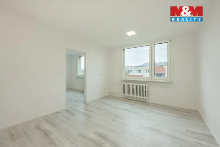 Prodej bytu 2+kk, Chřibská, 36 m2