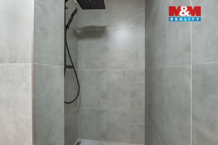 Prodej bytu 2+kk, Chřibská, 36 m2