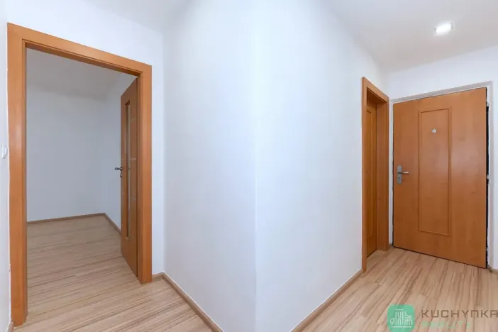 Prodej bytu 2+1, Osek, Hrdlovská, 53 m2