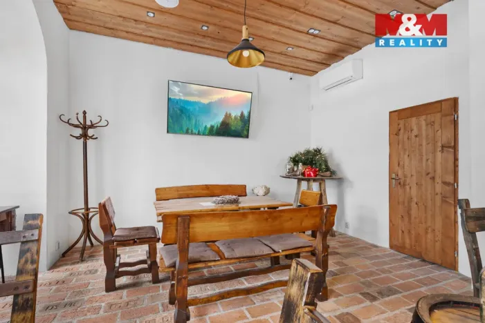 Prodej obchodního prostoru, Jablonec nad Nisou, Komenského, 600 m2