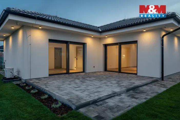 Prodej rodinného domu, Jenštejn, Za zahradami, 153 m2