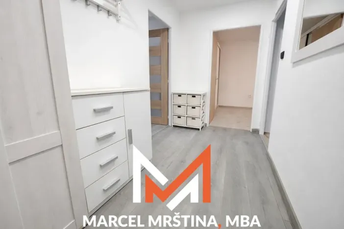 Pronájem bytu 3+1, Náchod - Staré Město nad Metují, Bílkova, 57 m2