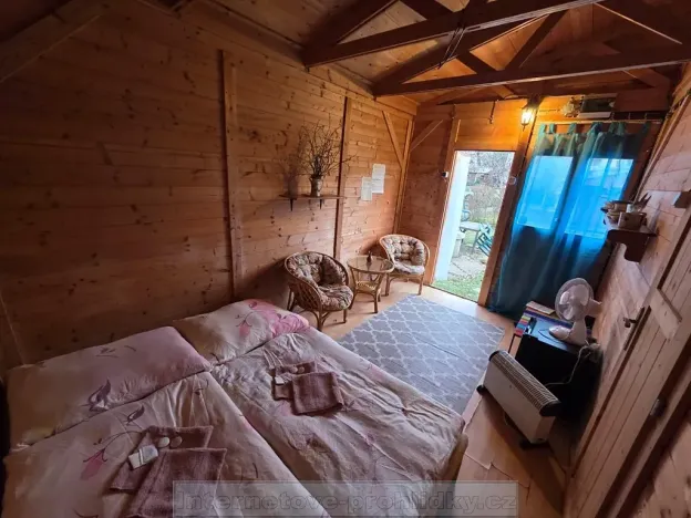 Pronájem ubytování, Praha - Modřany, Nečova, 15 m2