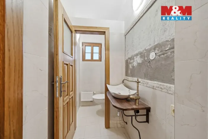 Prodej rodinného domu, Písařov - Bukovice, 347 m2