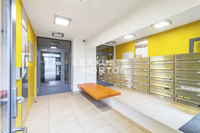 Pronájem bytu 1+kk, Praha - Stodůlky, Svitákova, 34 m2