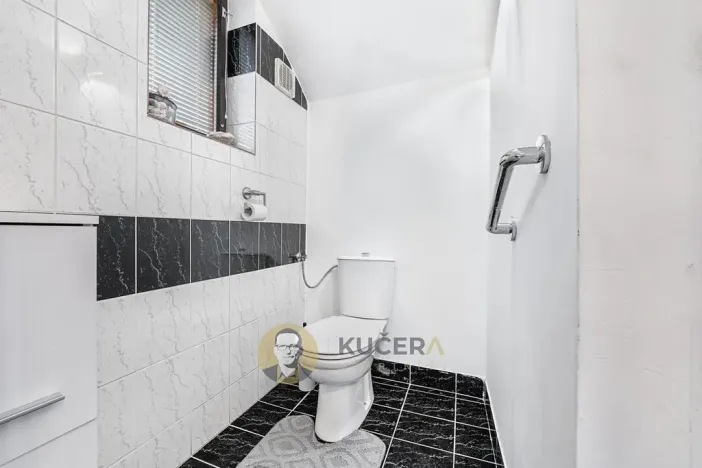 Prodej rodinného domu, Neratovice, K. H. Máchy, 406 m2