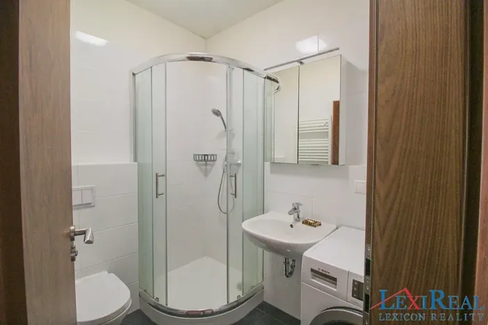 Pronájem bytu 3+kk, Praha - Liboc, Libocká, 60 m2