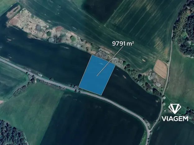 Prodej podílu pole, Slabčice, 2610 m2