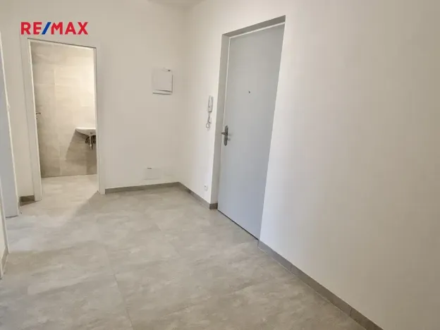 Prodej bytu 2+kk, Praha - Dolní Počernice, Černodolská, 66 m2