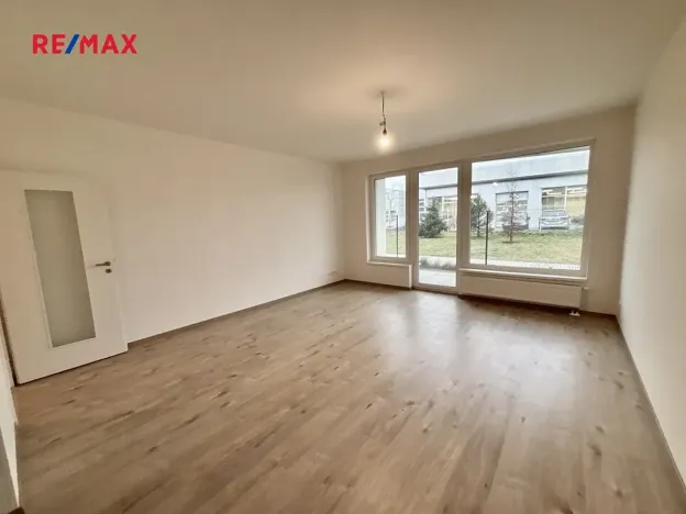 Prodej bytu 2+kk, Praha - Dolní Počernice, Černodolská, 64 m2