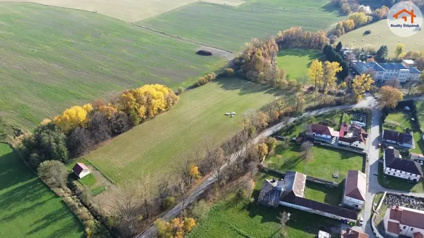 Prodej pozemku pro bydlení, Strýčice, 19527 m2