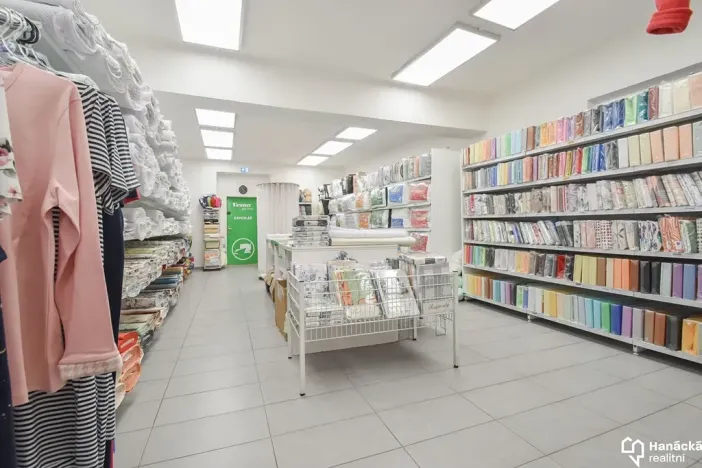 Pronájem obchodního prostoru, Olomouc, Pavelčákova, 112 m2