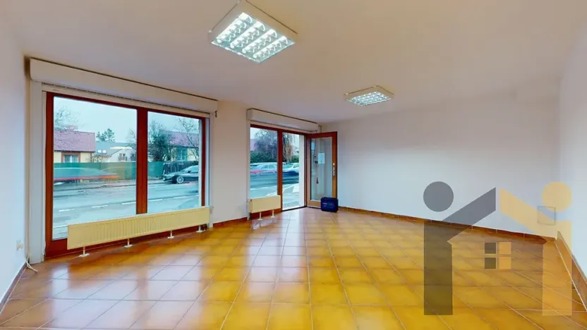 Pronájem obchodního prostoru, Praha - Hostivař, Hornoměcholupská, 88 m2