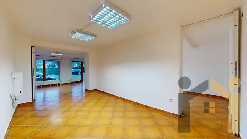 Pronájem obchodního prostoru, Praha - Hostivař, Hornoměcholupská, 88 m2