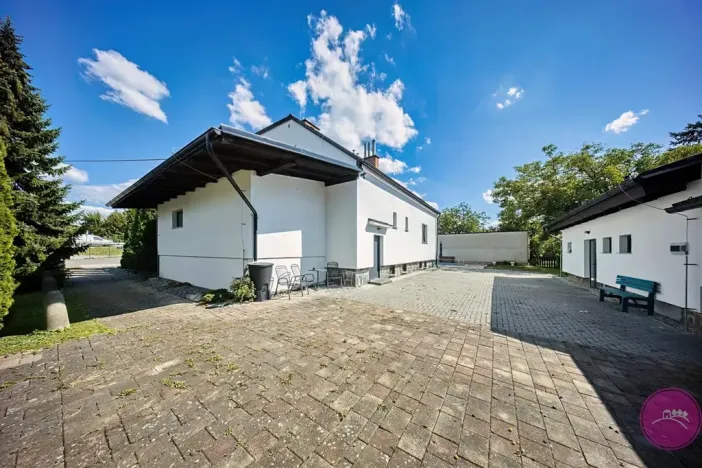 Pronájem bytu 2+kk, Dolany, 62 m2