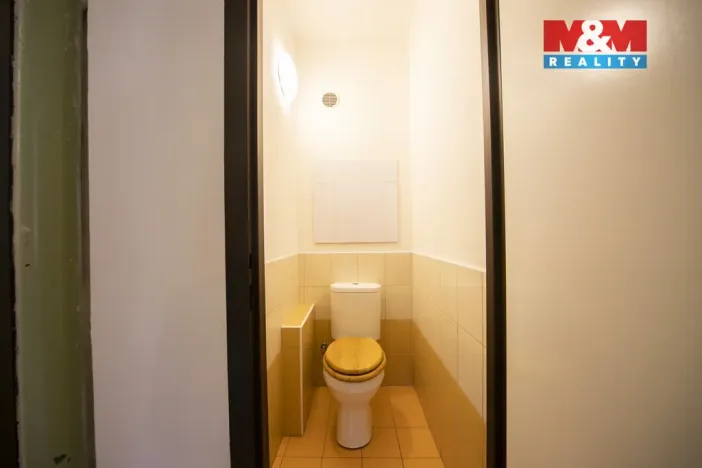 Prodej bytu 2+1, Děčín - Děčín V-Rozbělesy, Závodní, 43 m2