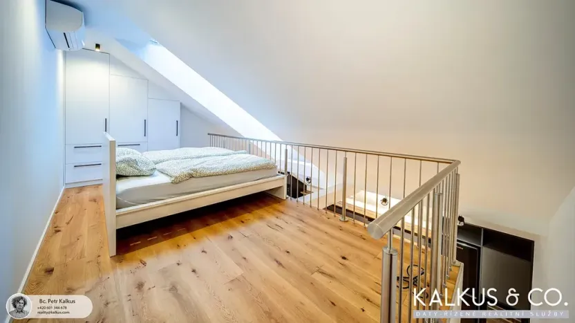 Pronájem bytu 2+kk, Hradec Králové, Eliščino nábřeží, 52 m2