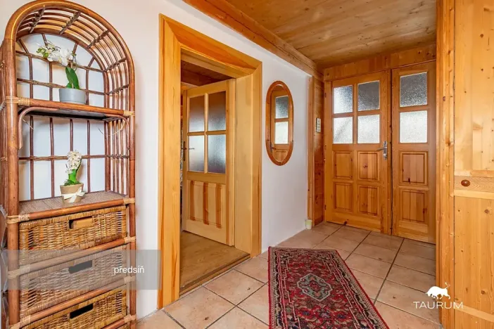 Prodej rodinného domu, Stříbrná, 178 m2