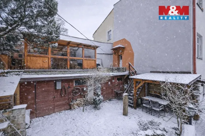 Prodej činžovního domu, Hostinné, Horská, 408 m2