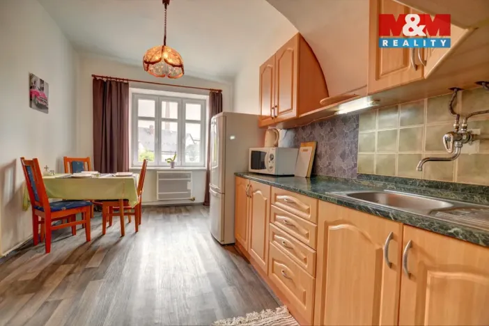 Prodej činžovního domu, Hostinné, Horská, 408 m2