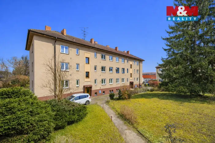 Prodej bytu 3+1, Čerčany, Družstevní, 58 m2