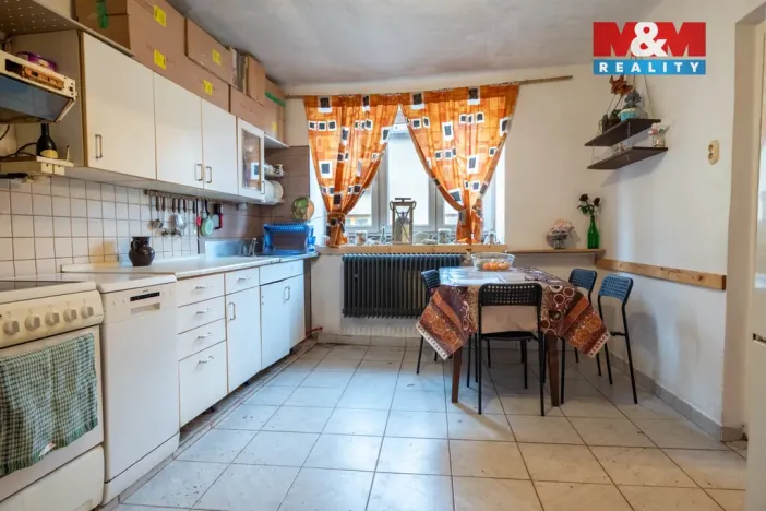 Prodej činžovního domu, Husinec, P. Chelčického, 167 m2