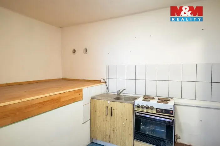 Prodej činžovního domu, Husinec, P. Chelčického, 167 m2